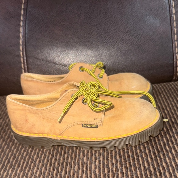 Dr. Martens Other - Vtg Dr Martens Oxford Shoes Youth Size 11 Brown Leather Made in England Lace